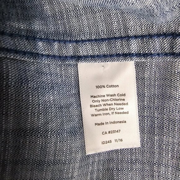 🔥Talbots Chambray Button Down Denim Utility Vest New - Picture 7 of 7